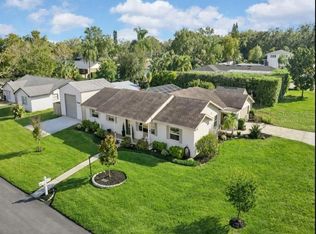 1615 Sterling Dr, Lakeland, FL 33813