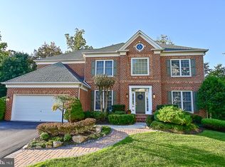8890 Rhododendron Ct, Lorton, VA 22079