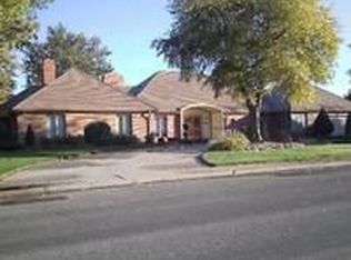 204 Buckskin Rd, Hutchinson, KS 67502