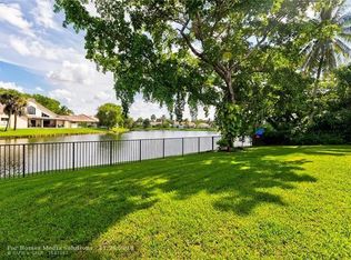 11185 NW 2nd Ct, Coral Springs, FL 33071