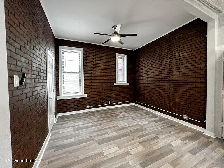 858 N. Wood St./1811 W. Iowa St. — Photo 10