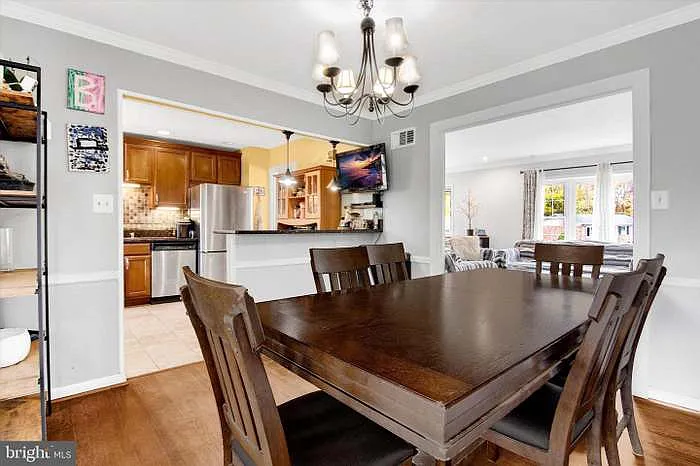 13907 Grove Ct — Photo 9