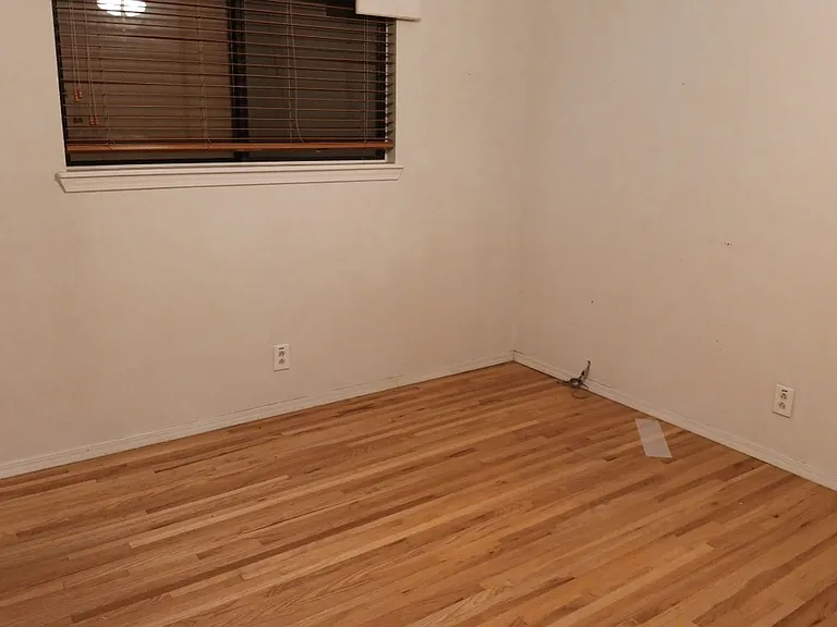 9825 Robin Ave NE — Photo 15