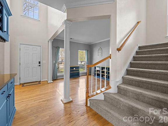 4th image of 7811 Antique Cir