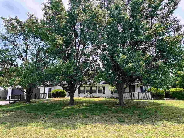243 E 20th Rd, Burbank, OK 74633