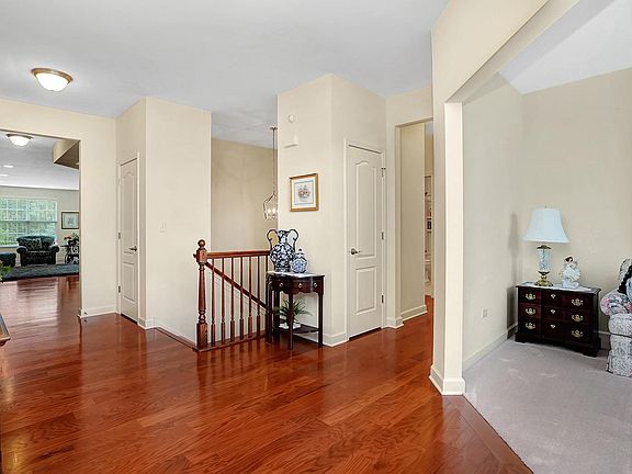 2nd image of 3128 Trillium Ct W