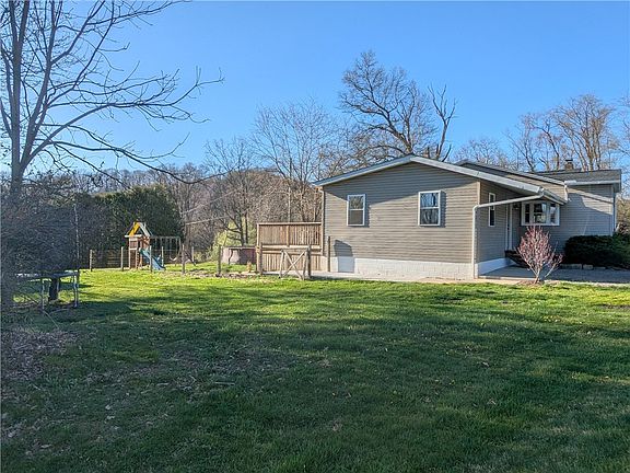4th image of 497 Cherry Run Rd