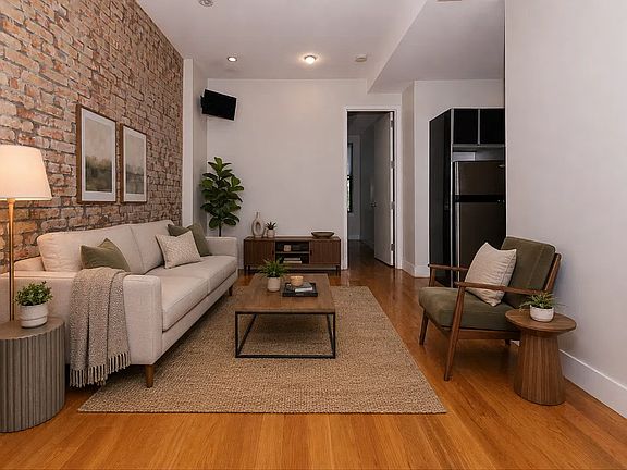 4th image of 774 Jefferson Ave #3G