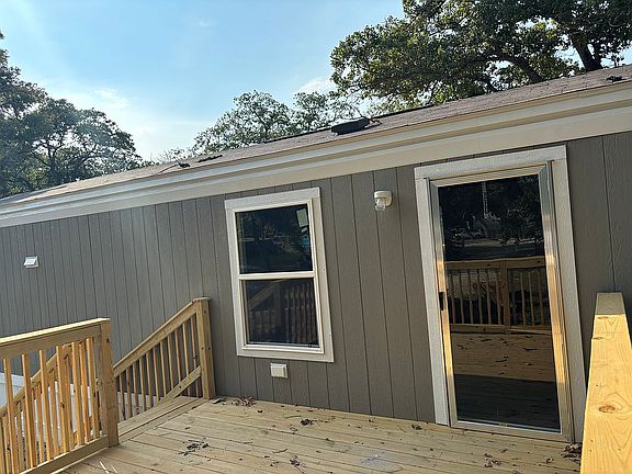 5th image of 315 Hickory Hill Dr