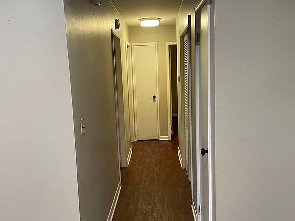 5th image of 529 N Bierman Ave