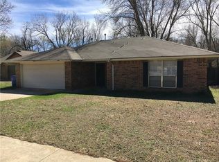 2124 Whiteoak Cir, Norman, OK 73071