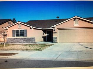 1550 N Green St, Visalia, CA 93292