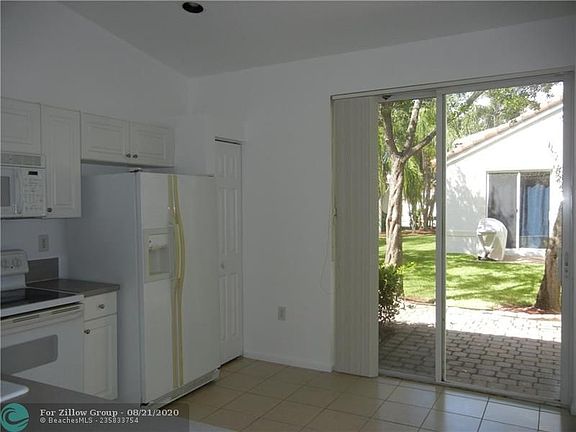 3rd image of 2636 SW 188th Ter #2636