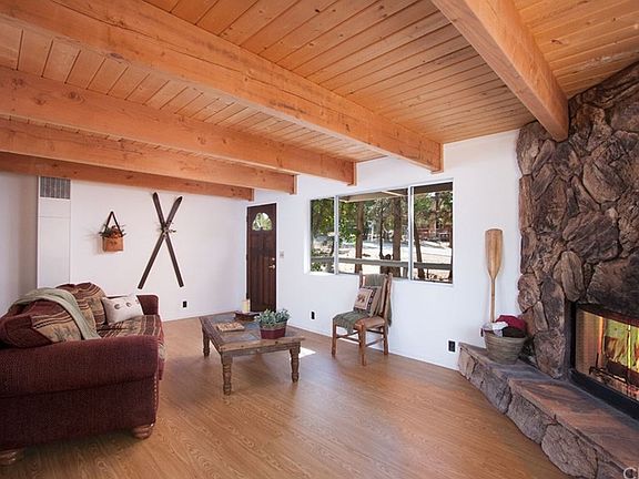 4th image of 777 Leonard Ln