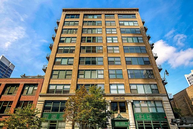 1st image of 1322 S Wabash Ave APT M210