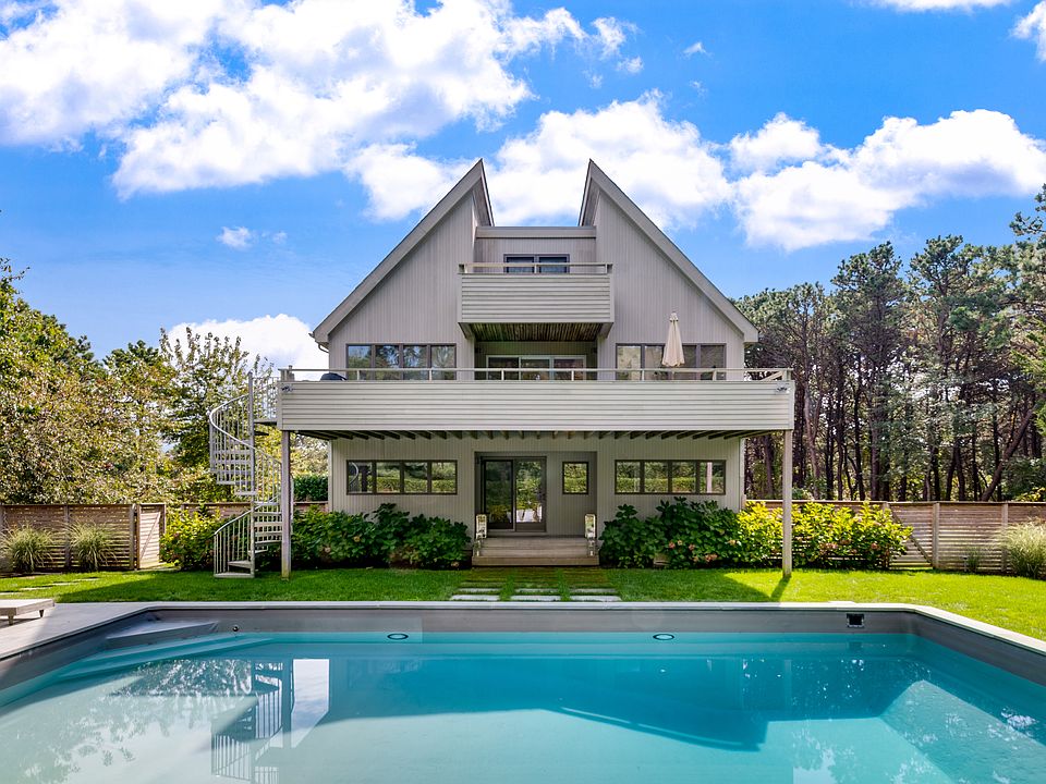 1st image of 49 Arbutus Rd