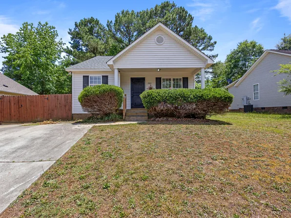 2889 Bennington Dr, Clayton, NC 27520