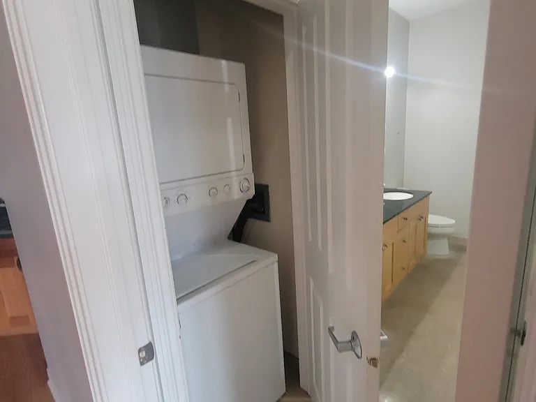 1355 W Washington Blvd #6A — Photo 16