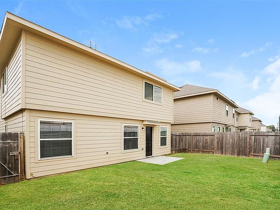 3rd image of 5414 Hawksbury Creek Trl