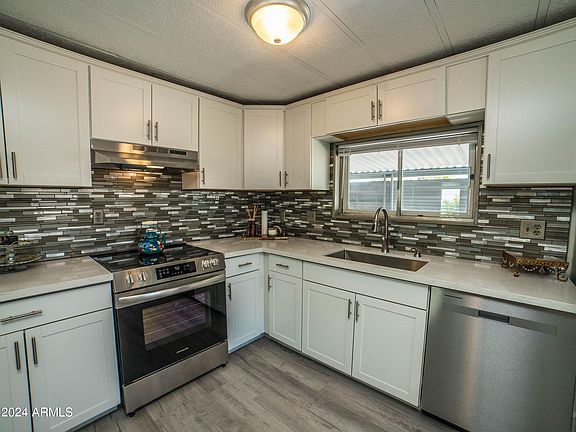 4th image of 9649 E EDGEWOOD Avenue