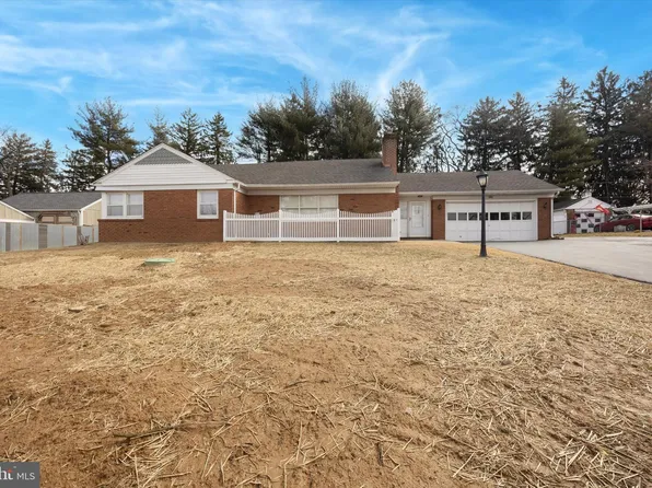 315 Collins Dr, Springfield, PA 19064