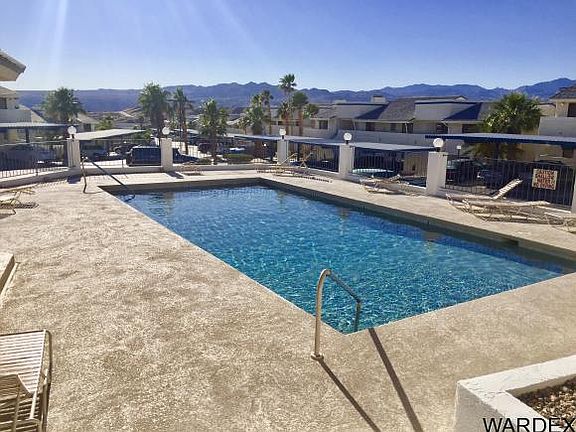 5th image of 2022 Merrill Ln Unit 8A
