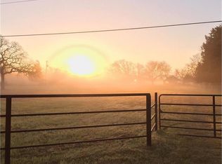 10257 N Dowling Rd, College Station, TX 77845