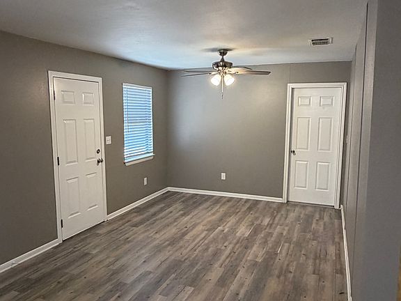 4th image of 3831 Green Valley Rd