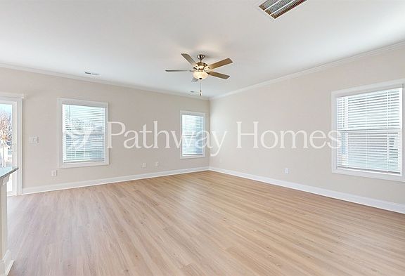 5th image of 191 Susannah St