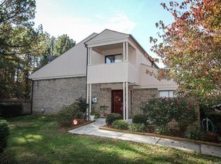 8069 Charter Oak Ln, Charlotte, NC