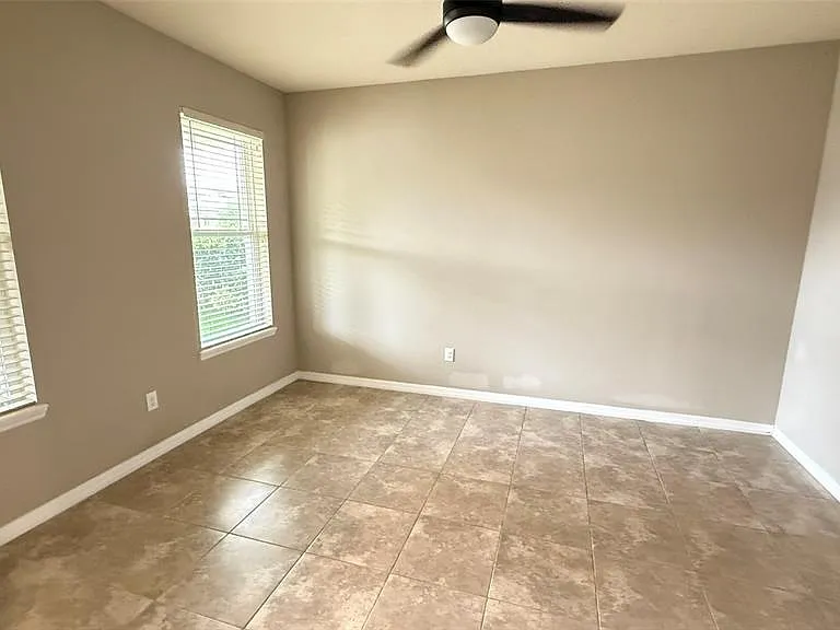 32612 Harmony Oaks Dr — Photo 10