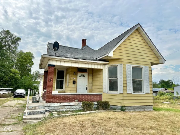 318 N 3rd St, West Terre Haute, IN 47885
