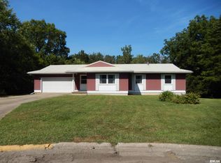 50 Kimberly Ct, Macomb, IL 61455