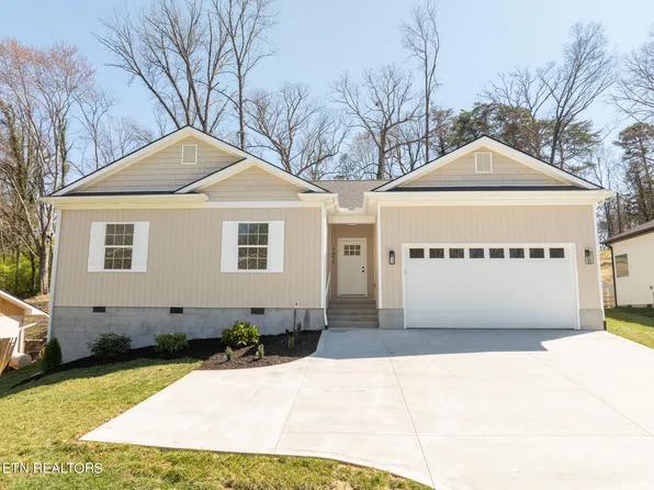1452 Wilson Rd, Knoxville, TN 37912