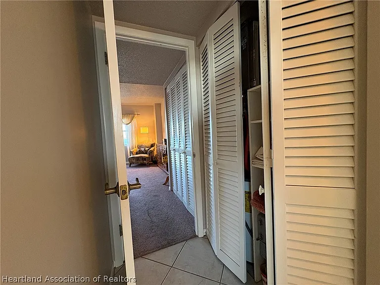 2131 Lakeview Dr #908 — Photo 16
