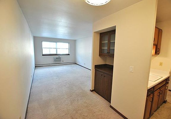 2nd image of 2545 N Frederick Ave APT 110