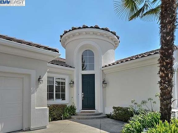 2nd image of 4680 Woodrose Cir