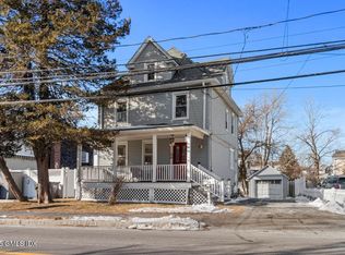 24 Valley Rd, Cos Cob, CT 06807