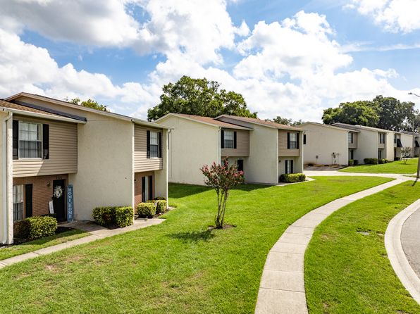 Valley View Town & Garden Homes | 1336 Valley Grove Dr, Seffner, FL