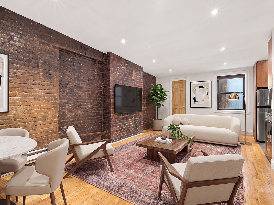 2 bed · 1 bath in Murray Hill, Manhattan