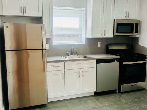 64-53 223rd Pl #A, Oakland Gardens, NY 11364