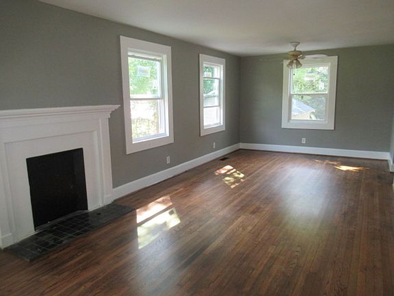 5th image of 831 Cedar St