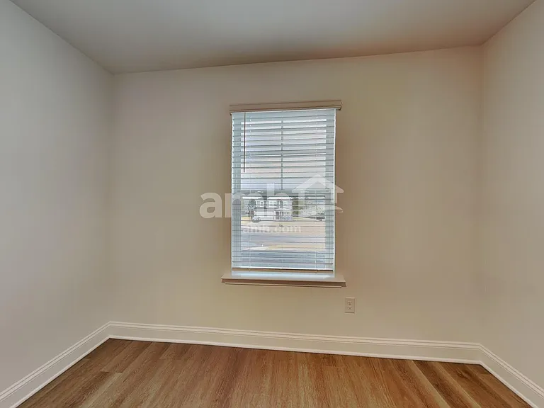4709 Summit View Ct — Photo 20