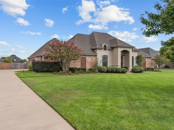 412 Kingston Plantation Blvd, Benton, LA 71006