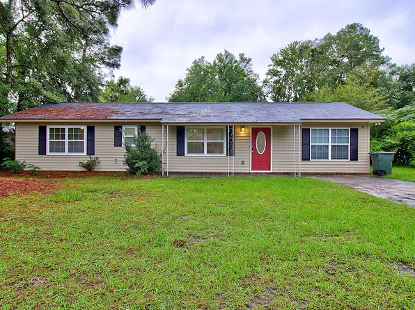 145 Fowler St, Hinesville, GA 31313