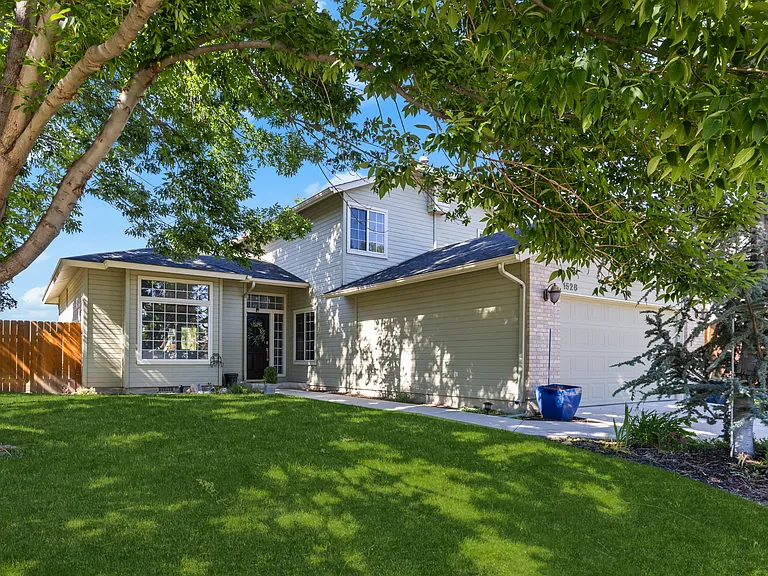 1528 E Falconrim Ct — Photo 7