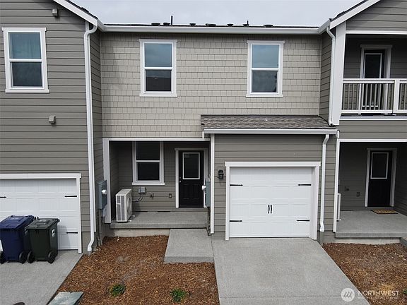 2nd image of 1309 E 53rd Street