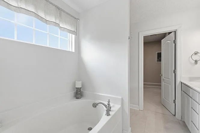 8012 Mandan Dr — Photo 11