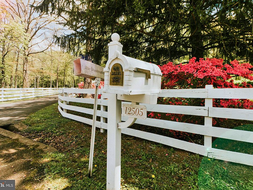 12505 Chronical Dr, Fairfax, VA 22030 | Zillow