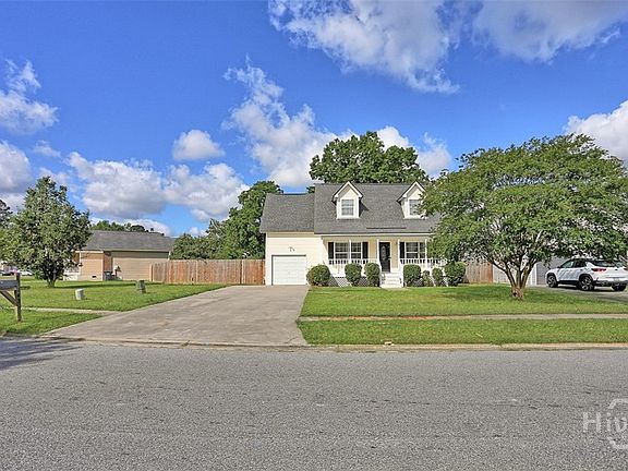 5th image of 143 Cambridge Drive